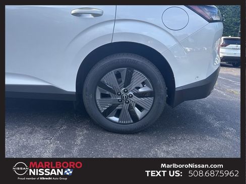 New 2025 Nissan Murano SL image 12