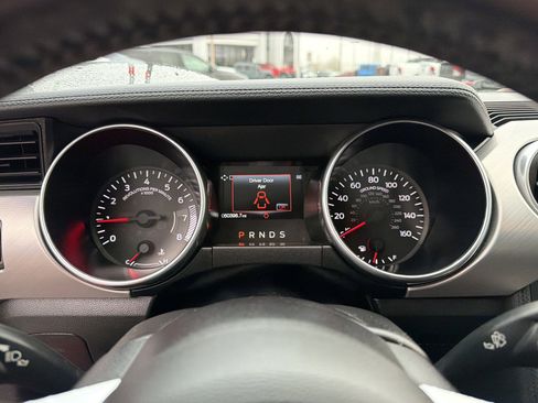 Used 2019 Ford Mustang Premium image 26