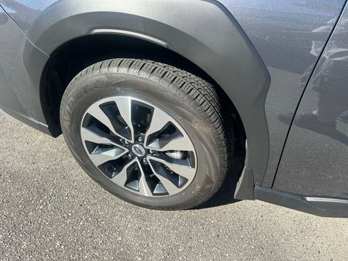 Used 2025 Subaru Outback Limited w/ Popular Package #2 image 12