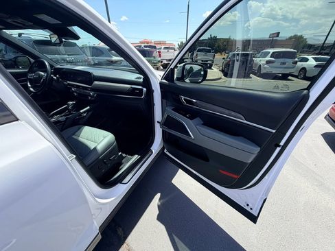 Used 2023 Kia Telluride SX X-Line AWD/4WD image 27