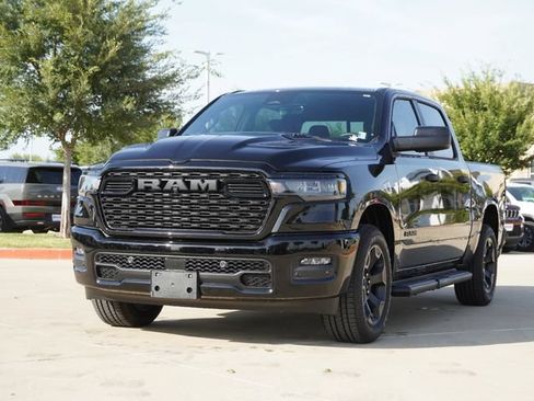 New 2026 RAM 1500 Express AWD/4WD image 3