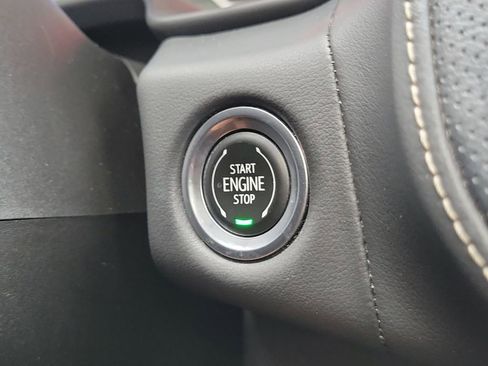 Used 2021 Chevrolet Suburban Premier w/ Premium Package image 29