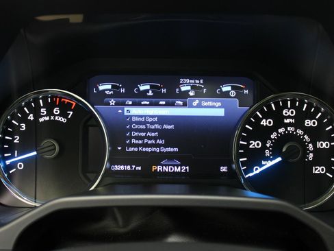 Used 2016 Ford F150 Lariat w/ Equipment Group 502A Luxury AWD/4WD image 87