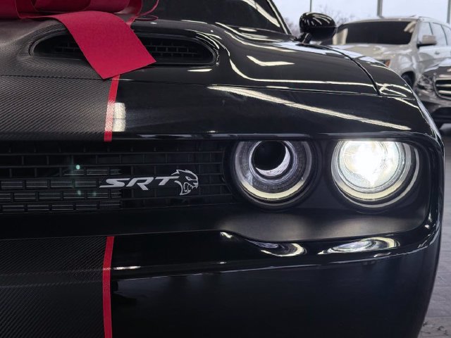 Used 2023 Dodge Challenger SRT Hellcat RWD image 24
