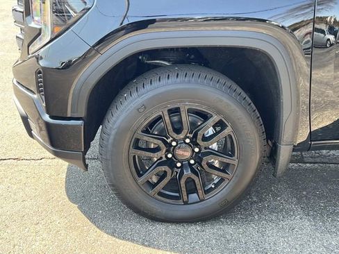 New 2026 GMC Sierra 1500 Elevation image 9