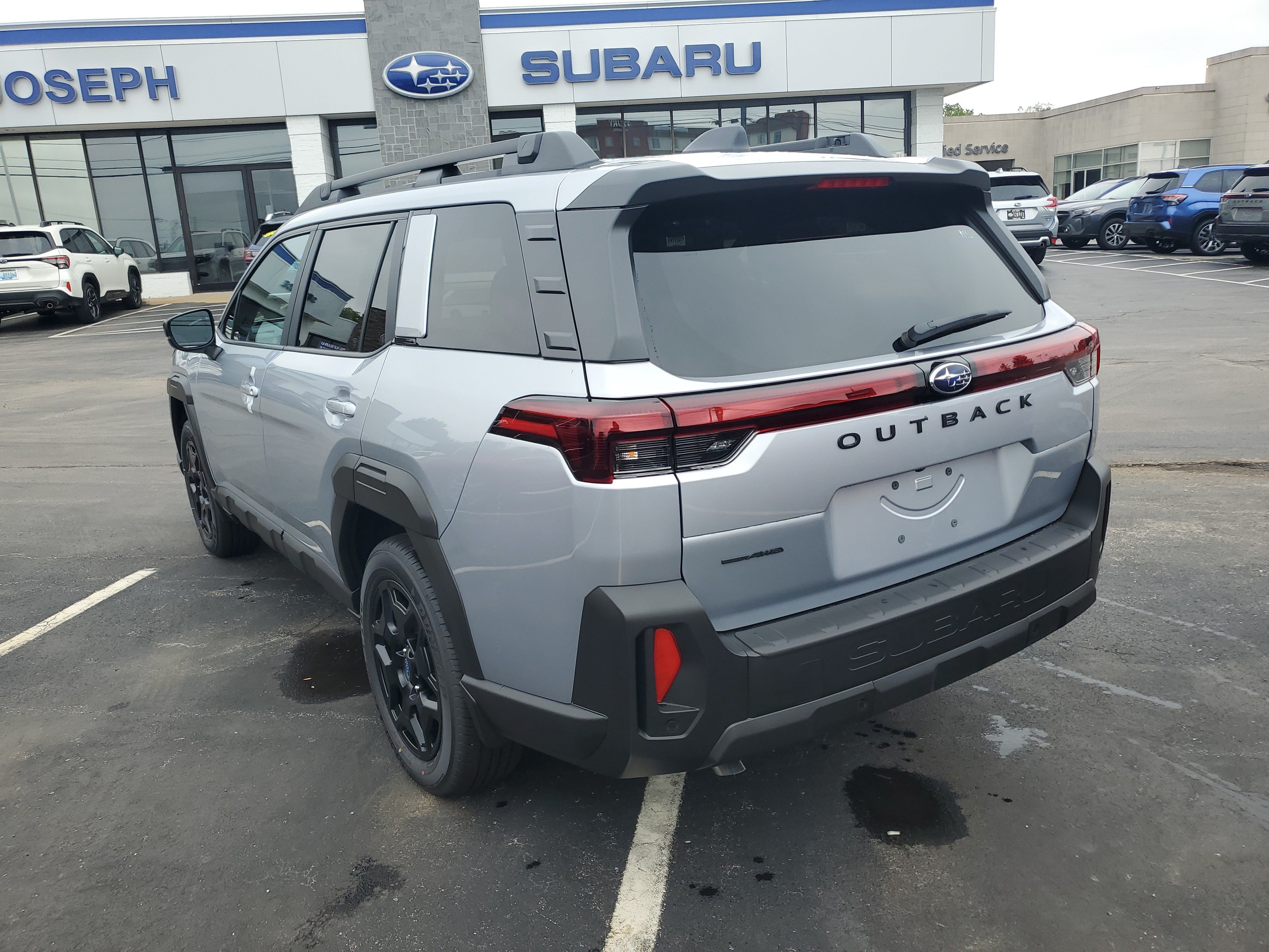 New 2026 Subaru Outback Limited AWD/4WD image 2