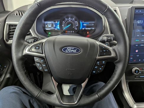 Used 2024 Ford Edge SEL w/ Convenience Package AWD/4WD image 18