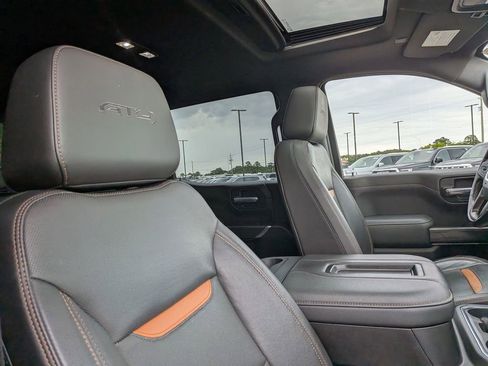 Used 2021 GMC Sierra 1500 AT4 w/ AT4 Premium Package AWD/4WD image 28