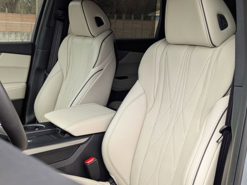 Used 2025 Acura MDX A-Spec image 14