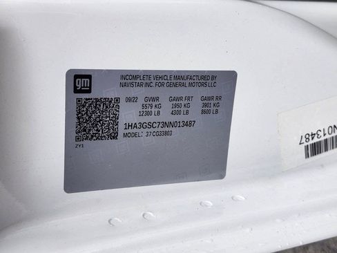 Used 2022 Chevrolet Express 3500 w/ Power Convenience Package RWD image 26