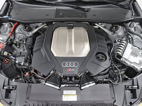 Used 2025 Audi RS 6 performance image 44