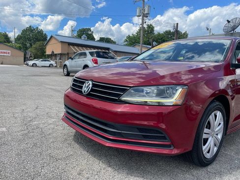Used 2017 Volkswagen Jetta S image 10