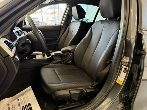 Used 2017 BMW 320i Sedan image 30