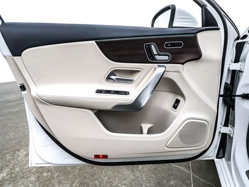 Used 2021 Mercedes-Benz A 220 image 20