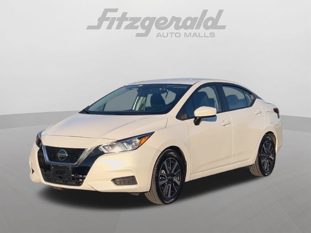 Used 2022 Nissan Versa SV FWD image 5