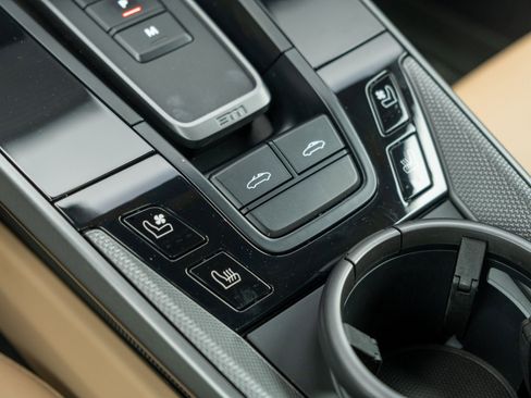 Certified 2022 Porsche 911 Targa 4S AWD/4WD image 26