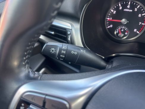 Used 2020 Kia Telluride LX image 28