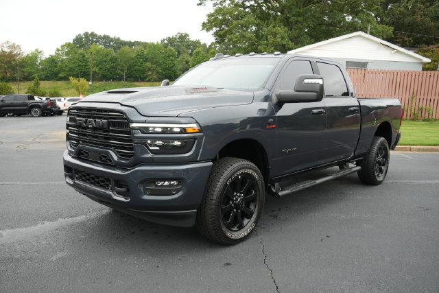 Used 2025 RAM 2500 Laramie w/ Night Edition AWD/4WD image 3