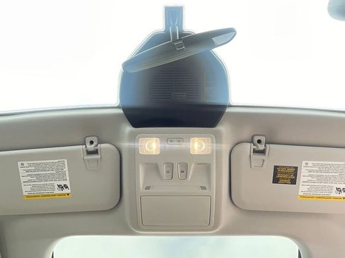 Used 2022 Ford Escape SE image 38