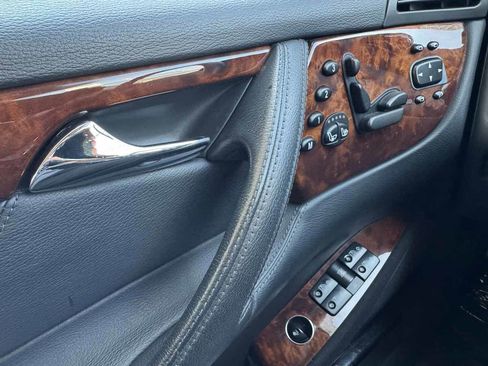 Used 2004 Mercedes-Benz CL 500 image 25