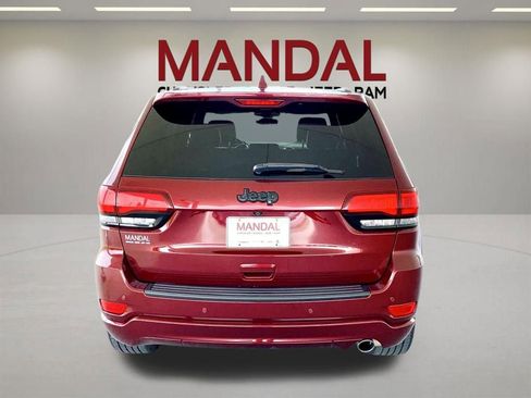 Used 2022 Jeep Grand Cherokee Laredo X AWD/4WD image 7