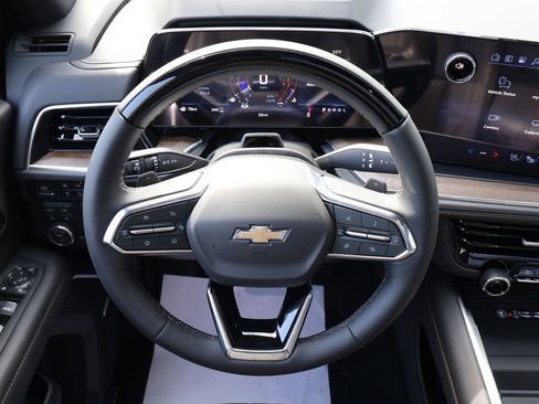 New 2026 Chevrolet Tahoe High Country AWD/4WD image 16