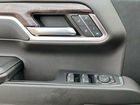 Used 2023 Chevrolet Silverado 1500 LTZ image 11