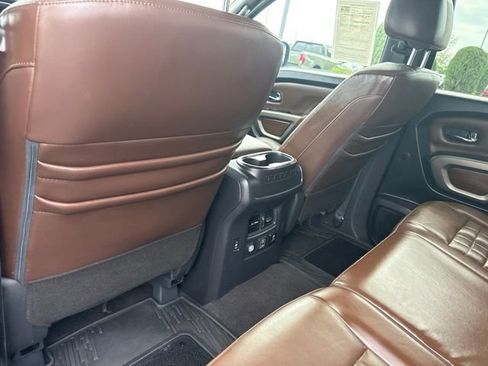 Used 2020 Nissan Titan Platinum Reserve w/ Moonroof Package AWD/4WD image 21