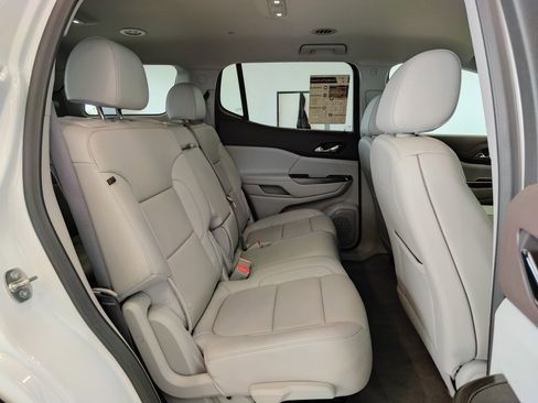 Used 2023 GMC Acadia SLT AWD/4WD image 21