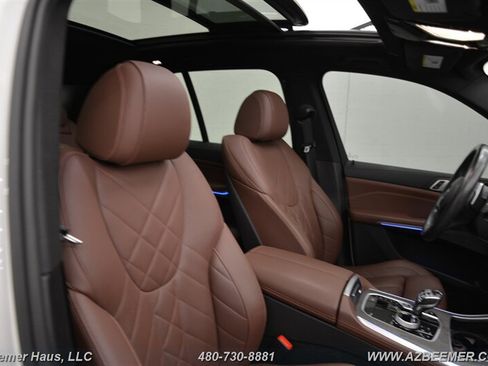 Used 2023 BMW X5 xDrive40i w/ M Sport Package AWD/4WD image 22
