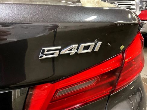Used 2019 BMW 540i xDrive w/ Convenience Package image 10