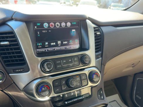 Used 2016 Chevrolet Suburban LTZ image 20