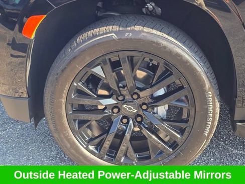 Used 2024 Chevrolet Tahoe Premier w/ Advanced Technology Package AWD/4WD image 33
