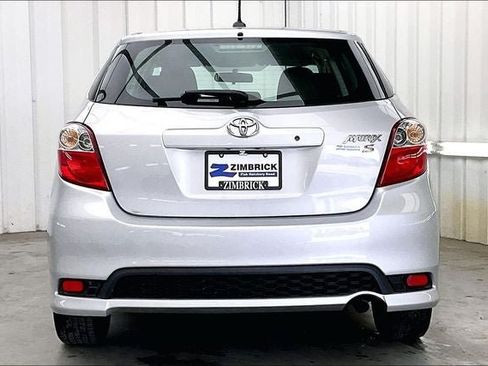 Used 2011 Toyota Matrix w/ Matrix Sport Pkg FWD image 4