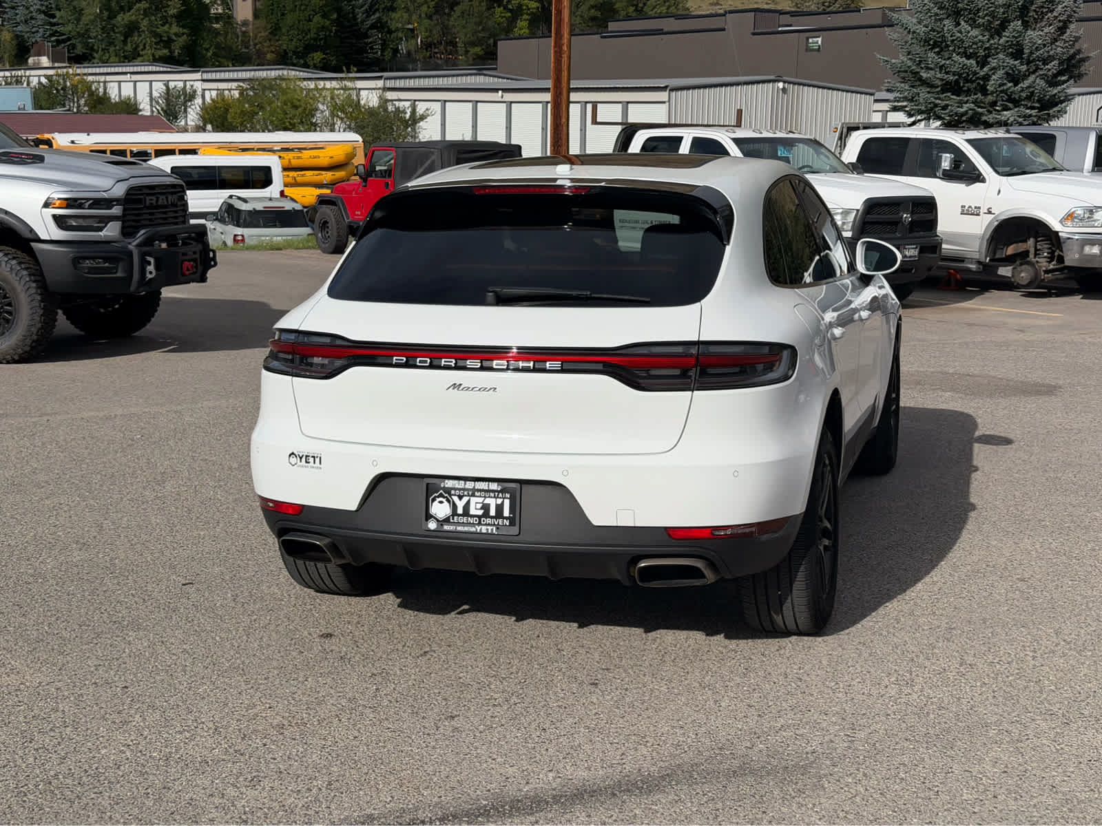 Used 2019 Porsche Macan AWD/4WD image 10