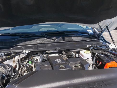 Used 2024 RAM 2500 Laramie image 24