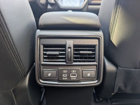 Used 2025 Subaru Forester Touring image 28