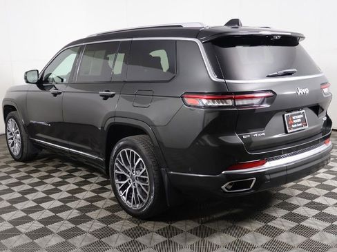 Used 2023 Jeep Grand Cherokee L Summit AWD/4WD image 15