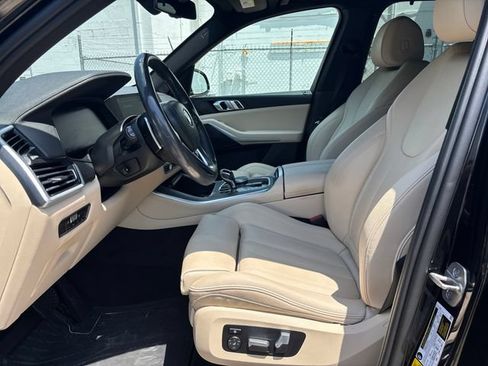 Used 2022 BMW X5 sDrive40i w/ Premium Package RWD image 4
