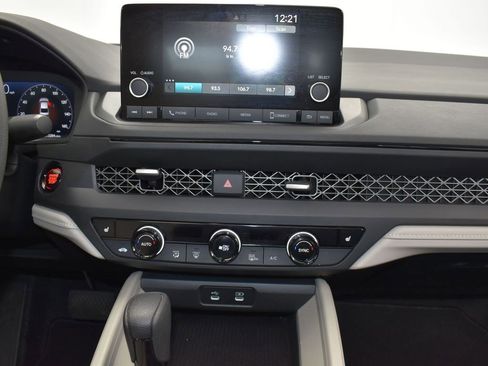 Used 2024 Honda Accord EX image 28