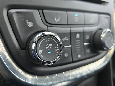 Used 2014 Buick Encore Leather image 31