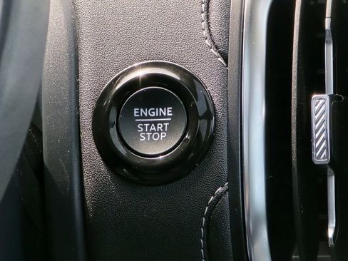 Used 2025 Ford Expedition Platinum AWD/4WD image 19