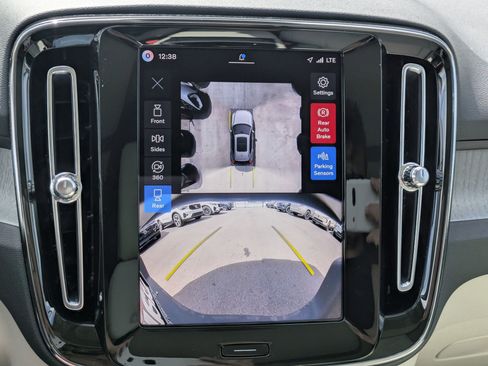 New 2026 Volvo XC40 B5 Plus w/ Protection Package Premier AWD/4WD image 13