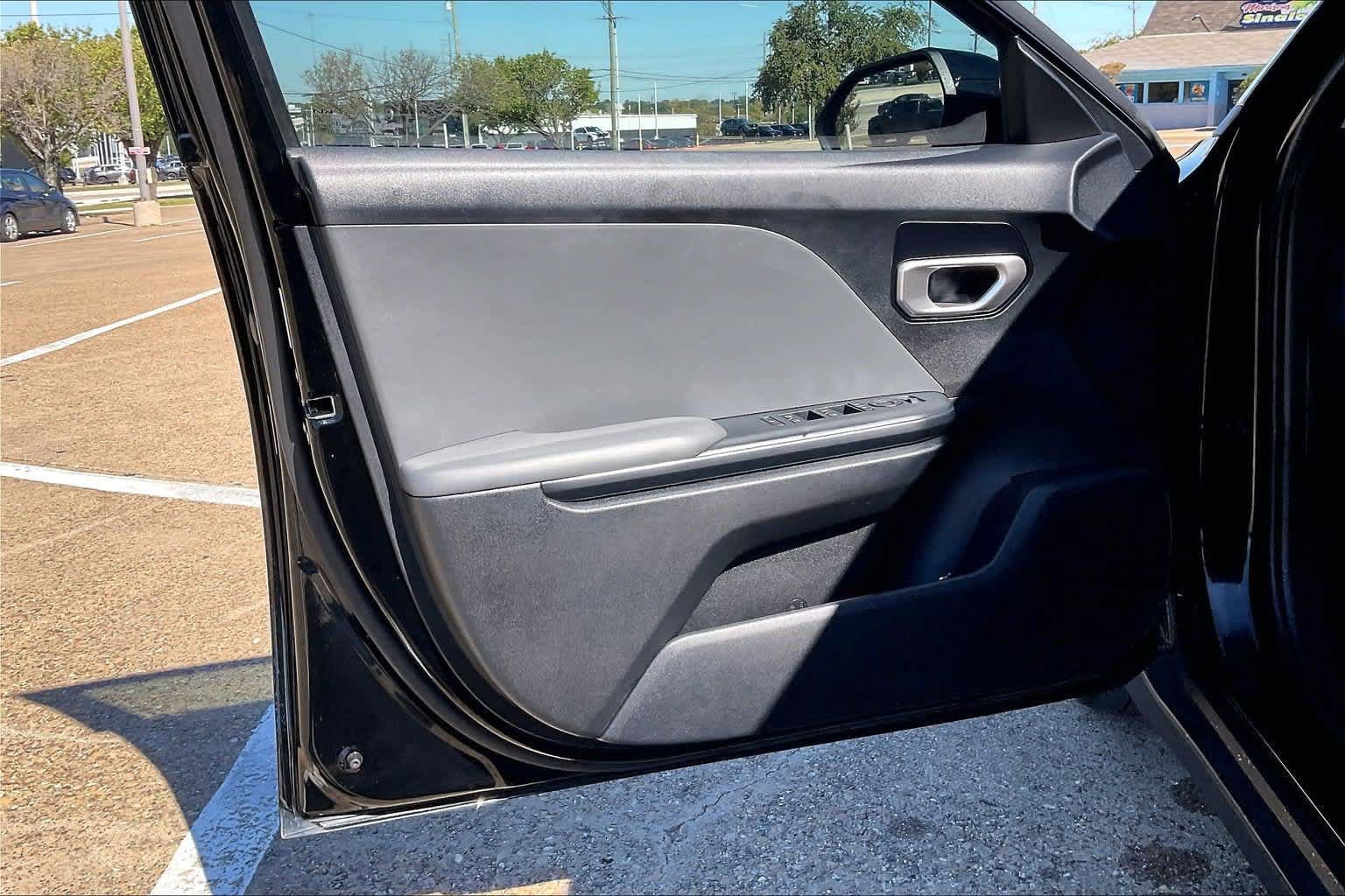 Certified 2025 Kia K4 FWD image 24