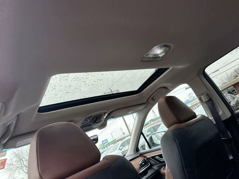 Certified 2022 Subaru Outback Touring w/ Popular Package #2 image 24