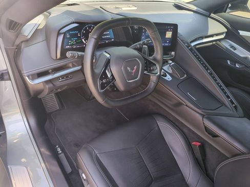 Used 2024 Chevrolet Corvette Stingray Preferred Cpe w/ Z51 Performance Package RWD image 17