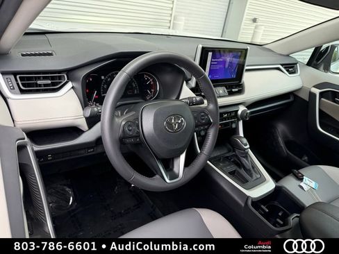 Used 2025 Toyota RAV4 XLE Premium FWD image 3