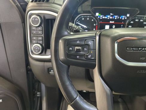 Used 2021 GMC Sierra 1500 Denali w/ Denali Ultimate Package AWD/4WD image 16