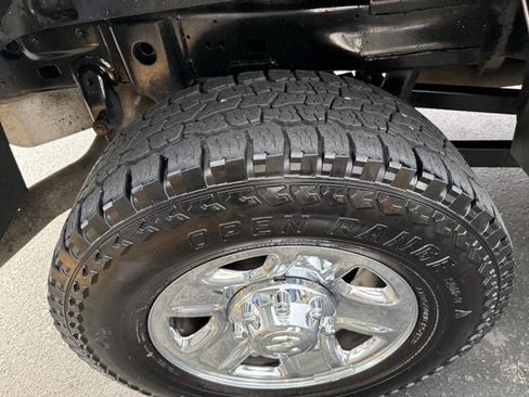 Used 2018 RAM 2500 Tradesman w/ Chrome Appearance Group image 6