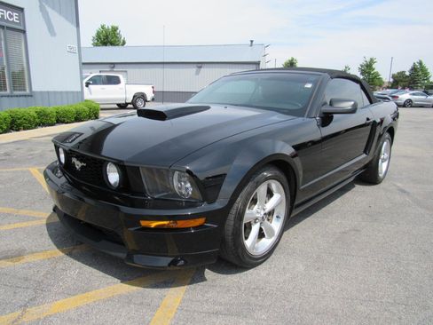 Used 2008 Ford Mustang GT RWD image 1